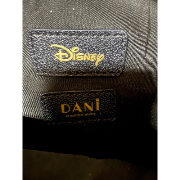 Dani by Danielle Nicole Minnie Mouse Crossbody Handbag Black Bow Bag Charm - Picture 6 of 8